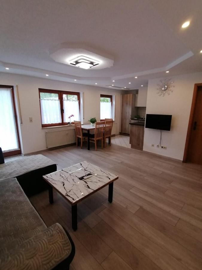 Ferienwohnung Istrefi Алпирсбах Екстериор снимка